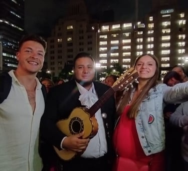 mariachi tequila y amor con Cygnus