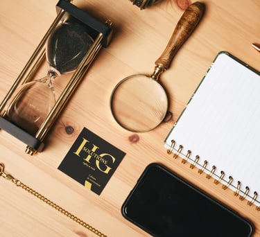 outils du recruteur : téléphone, carnet et du temps