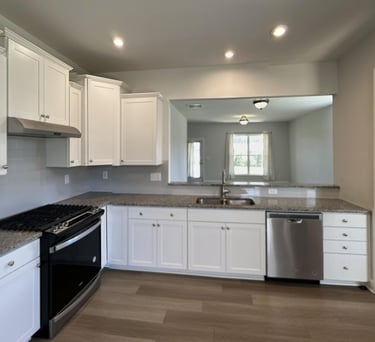 High-quality kitchen listing photo taken by Tallahassee real estate photography experts
