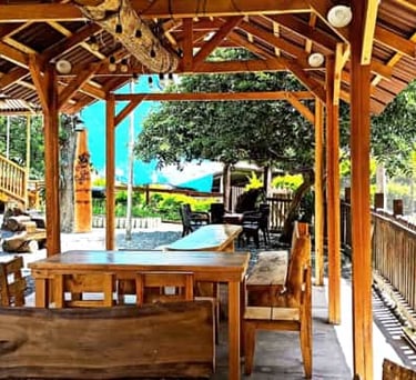 cafe organico, agroturismo, y cafetería en el campo,  ubicado en can Cajamarca Colombia