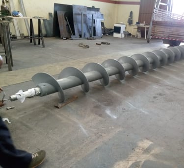 Serviço de fabricação e montagem de rosca transportadora