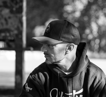 Bruno Brunology, ballerino e insegnante di Hip Hop e Popping ad Asti con oltre 20 anni di esperienza