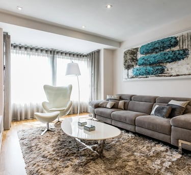 Interiorismo y decoración de lujo de un salón en Camins al Grau de Valencia