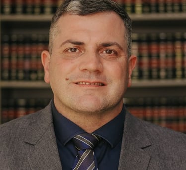 imagem do advogado fausto manica