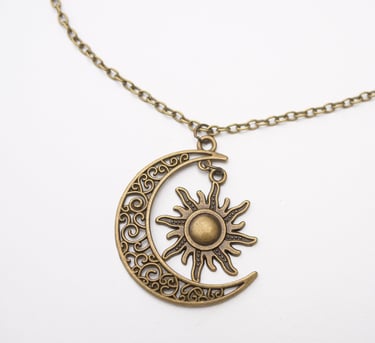 collier ésotérique sorcière lune soleil bronze antiquebloodybloom 