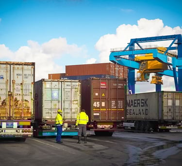 optivlak-carrier-waiting-for-cargo