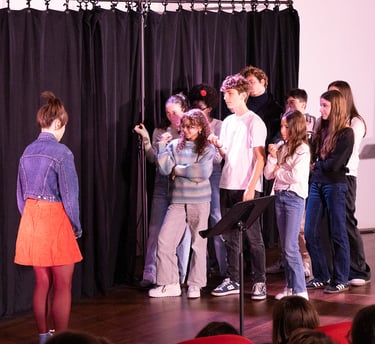 théâtre événement de lutte contre le harcèlement scolaire harc'event cie foutu quart d'heure