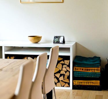 niche à bûches intégrée Shelfi laté blanc 40mm bureau sur mesure Saint-Germain-en-Laye