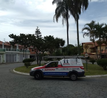 carro da suprema desentupidora