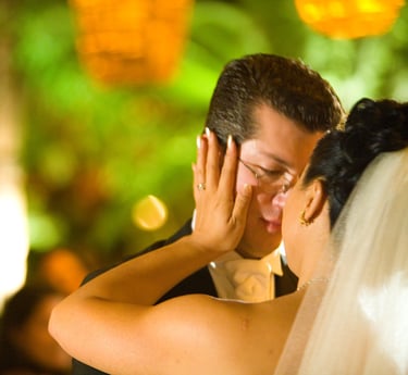 Bride and Groom, First Dance, Santo Coyote, Destination Wedding in Guadalajara Mexico