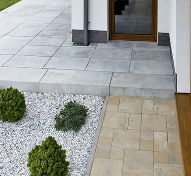 Travertino stiliaus laiptai