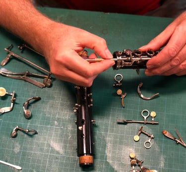 Reparatie van een klarinet