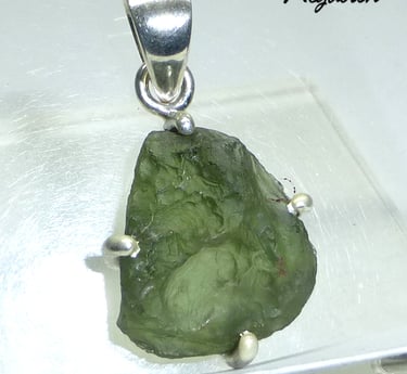 Megalith Moldavite