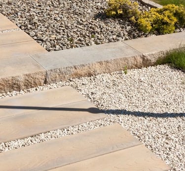 Skaldyto betono laiptų blokai