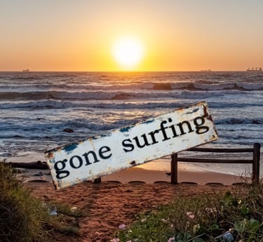 Umdloti beachfront near Gone Surfing studio holiday apartment