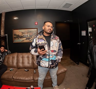 VJ PixelPunk - Visual Artist and VJ Mouli Professional Visuals Expert