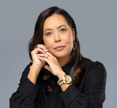 Dra. Mônica Nakashima Vilato sua dentista em Palmas TO e especialista em Implante dentário