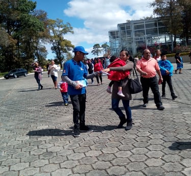 volanteo en guatemala, volanteo peatonal en areas de alto trafico