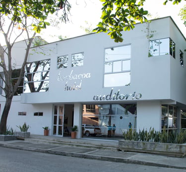 hotel en apartadó antioquia con estilo minimalista, con servicio de desayuno