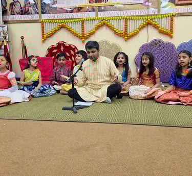 Charun Thattai and his students of the Raaga Vihar Music School are performing Carnatic Music.