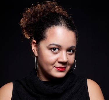 Aurélie Kalenda Fashion Designer