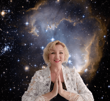 imagen de Svitlana Bytka con el fondo de cielo nocturno estrellado