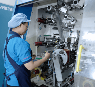 Manufacturing motor capacitor