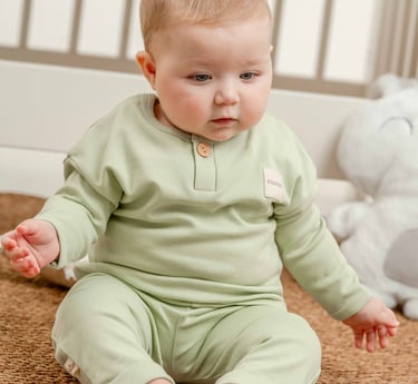 Bebek hemşireliği iletişim sayfası görseli
