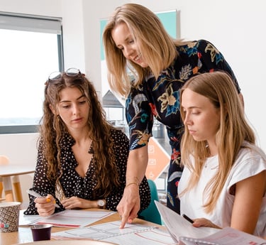Catherine Aygen with two French students