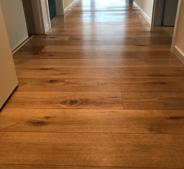 Ponçage de parquet par DG Services - rénovation professionnelle pour sols en bois en Suisse romande