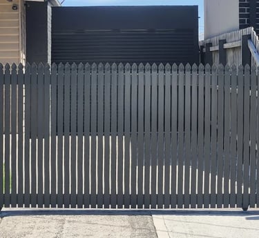 Aluminium gate