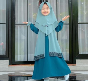 kids abayas. kids jilbab. abayas for kids