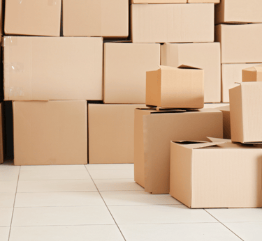 a bunch of carton boxes with different sizes of boxes of boxes