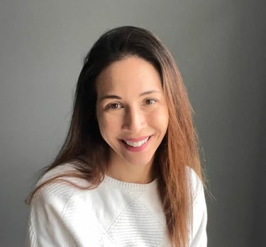 dr. nicole rowe headshot