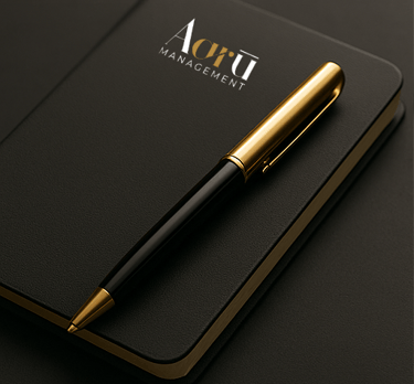 Aaru notebook with pen