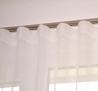 Tête de rideau à vague