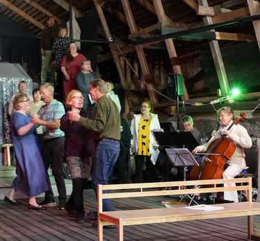 Mukaansa tempaava musiikki saa kuorolaisetkin tanssahtelemaan