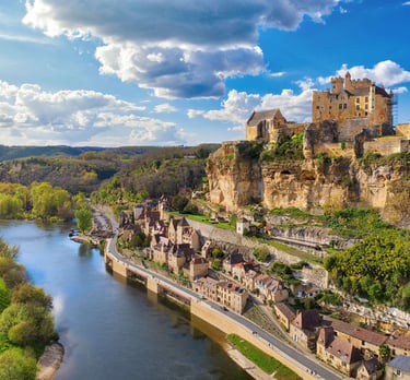 Dordogne river and Beynac village