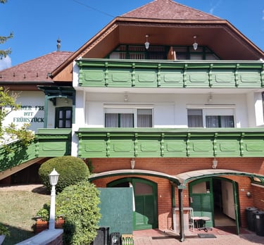 luxuriöse Pension mit integriertem Restaurant direkt am Balaton!