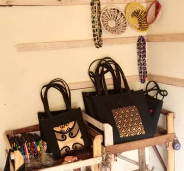 local craft at murchison falls children foundation