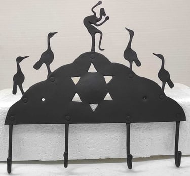 "Rustic handmade wall-mounted key holder–angled view-Globally tradable"