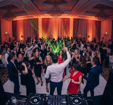Servicios DJ latino para eventos corporativos en Toronto, Ontario. DJ profesional, fiestas