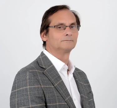 Javier Elorduy, CTO and Co-Founder of Unitlogi, leading software development and technical architecture.