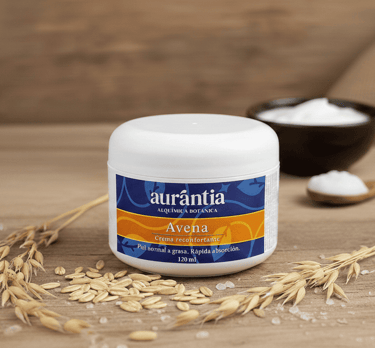 Tarro de crema facial de avena marca Aurantia 