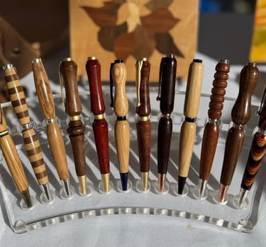 tylo en bois précieux fabriqué à la main dans l'atelier Armelle B. à Saint-Martin