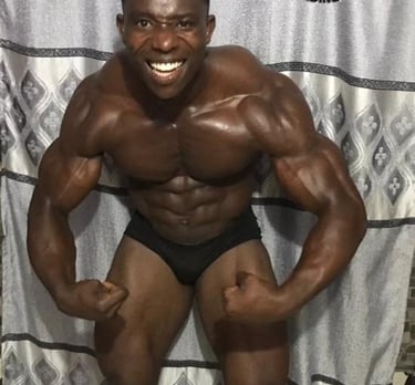 Abuja bodybuilder most muscular pose