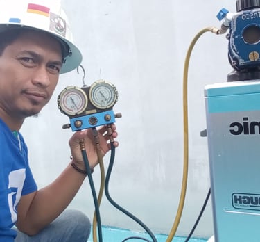 Vacuum Unit AC saat Pemasangan
