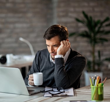 Empresario que no tiene tiempo de realizar