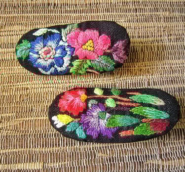 Garden flower embroidery hair clips fro blossom gift 