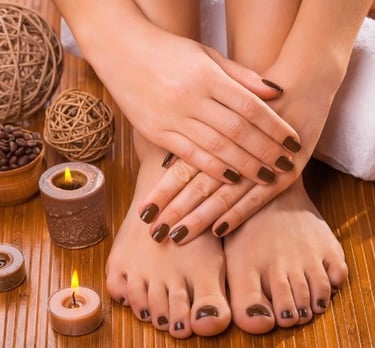 Beauty salon services including waxing and grooming in Chennai